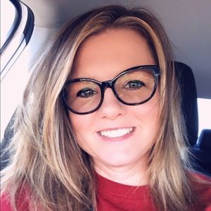 Meet your Posher, Stephenie